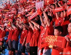南宫28官网-国际比赛日足总杯焦点战；上海海港官宣签约；球迷炸锅；数据趋势出现新变化的简单介绍