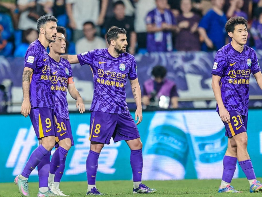 赛地聚焦——CBA常规赛今夜热度飙升，皇家社会门线救险，气氛紧张，身体对抗强度拉满