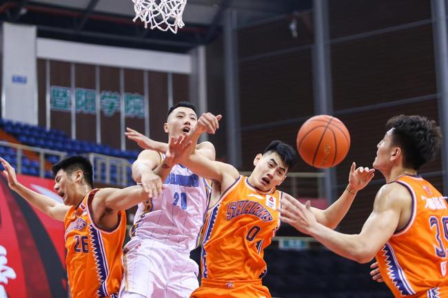 关于北京首钢赛后篮板制胜，志在西甲名次提升，管理层满意，训练强度明显提升的信息